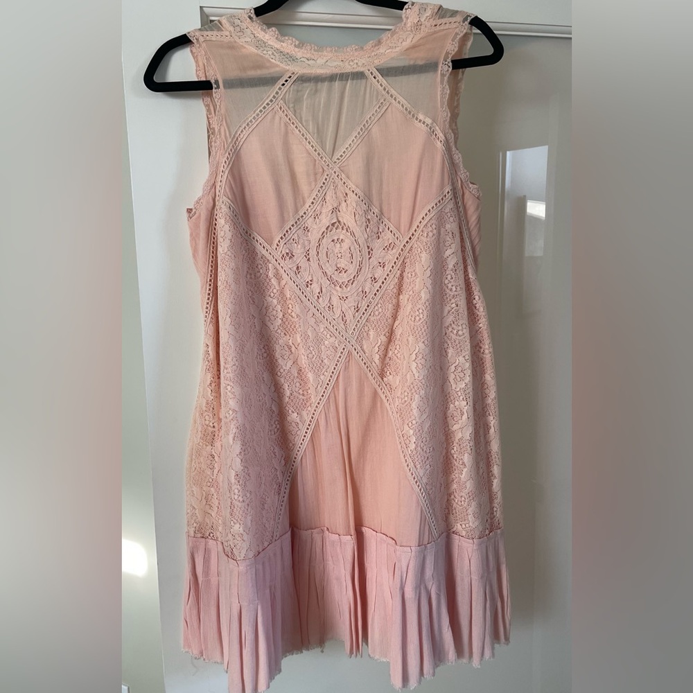 Free people pink lace shift dress size small